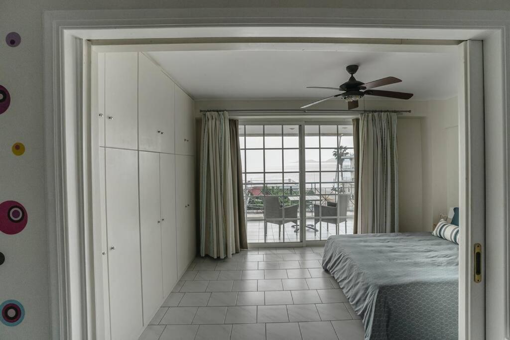 Sea View Apartment "Elise" 루트라키 외부 사진